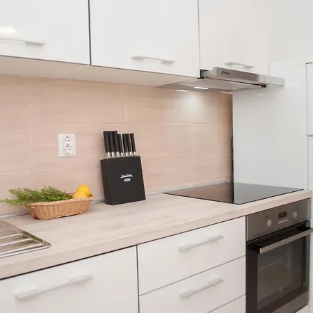 Dilk Apartment *