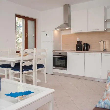Apartment Dilk *